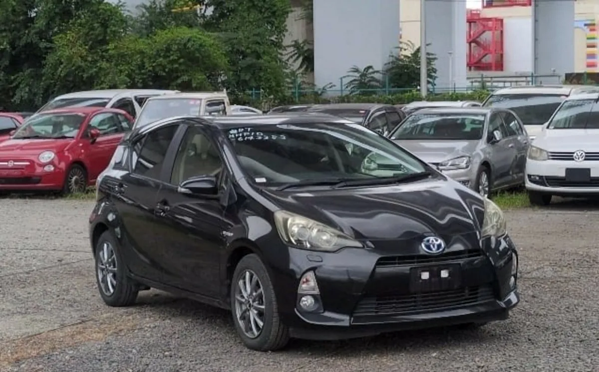 TOYTA AQUA 2013 HYBRID AUTO - Image 1