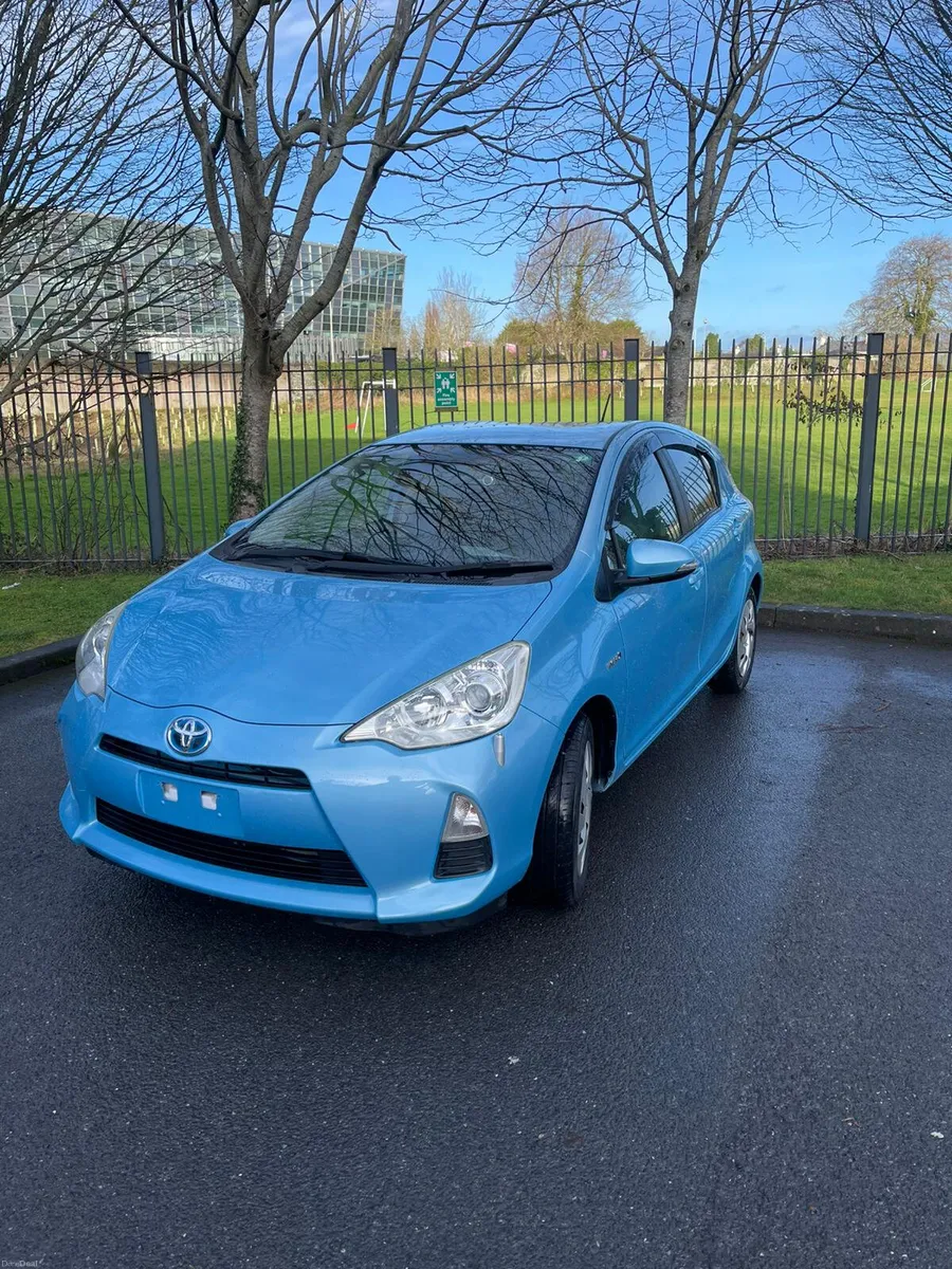 🏆 2014 TOYOTA AQUA HYBRID | ONLY 33,000 KM | - Image 1