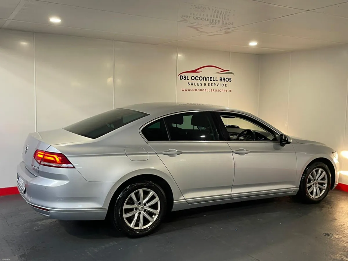 Volkswagen Passat CL 1.6 TDI D7F 120HP 4DR AUTO - Image 4