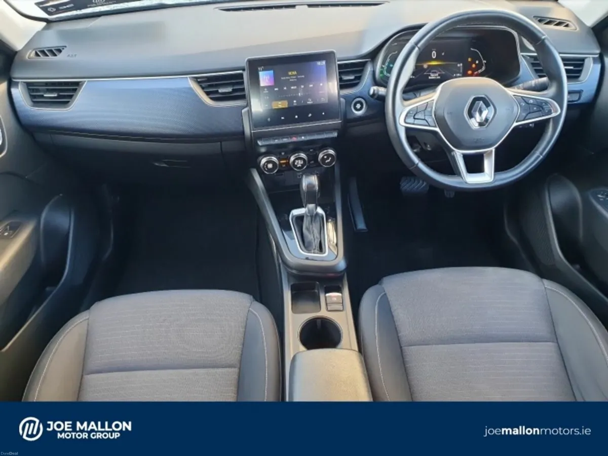 Renault Arkana ICONIC E-TECH HYBRID 145 AUTO - Image 4