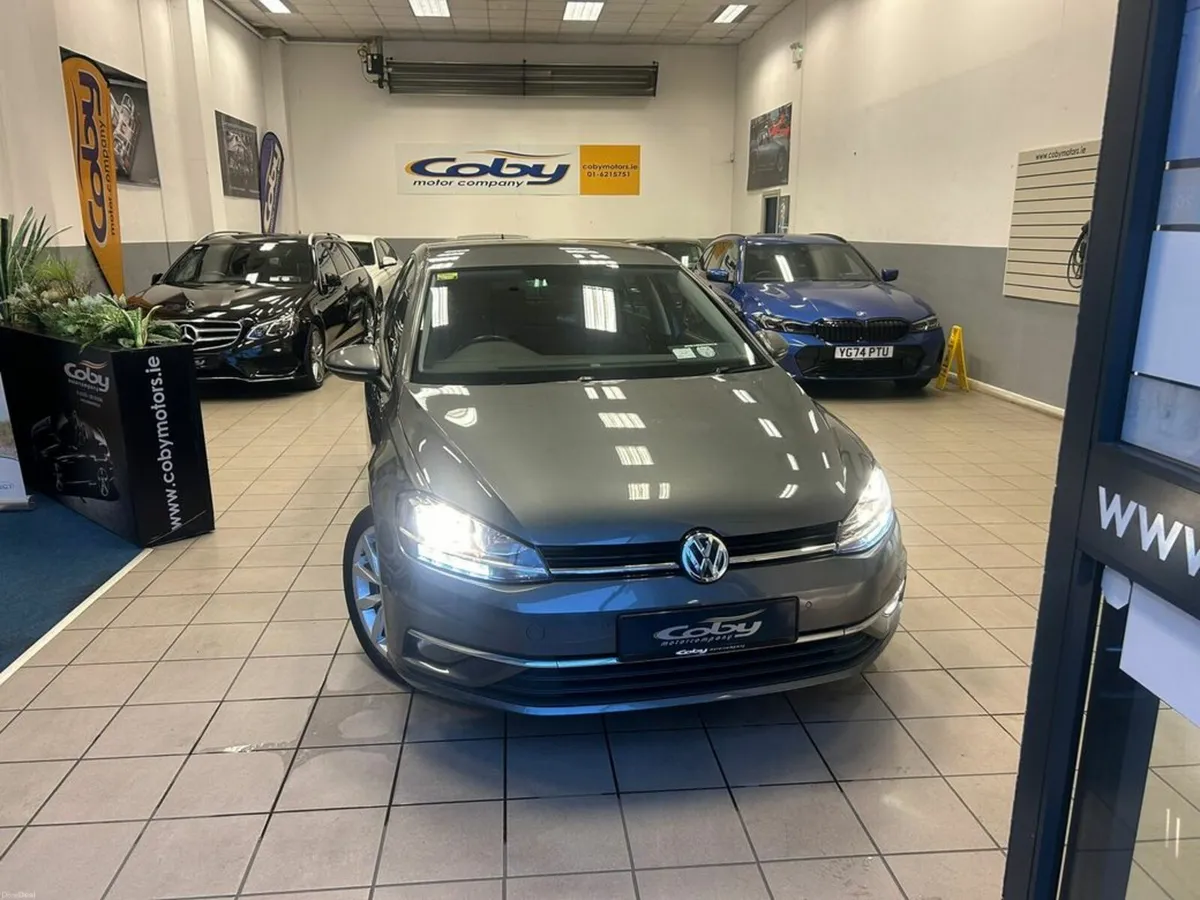 Volkswagen Golf HIGHLINE 1.0 TSI MANUAL 6SPEED FWD - Image 2