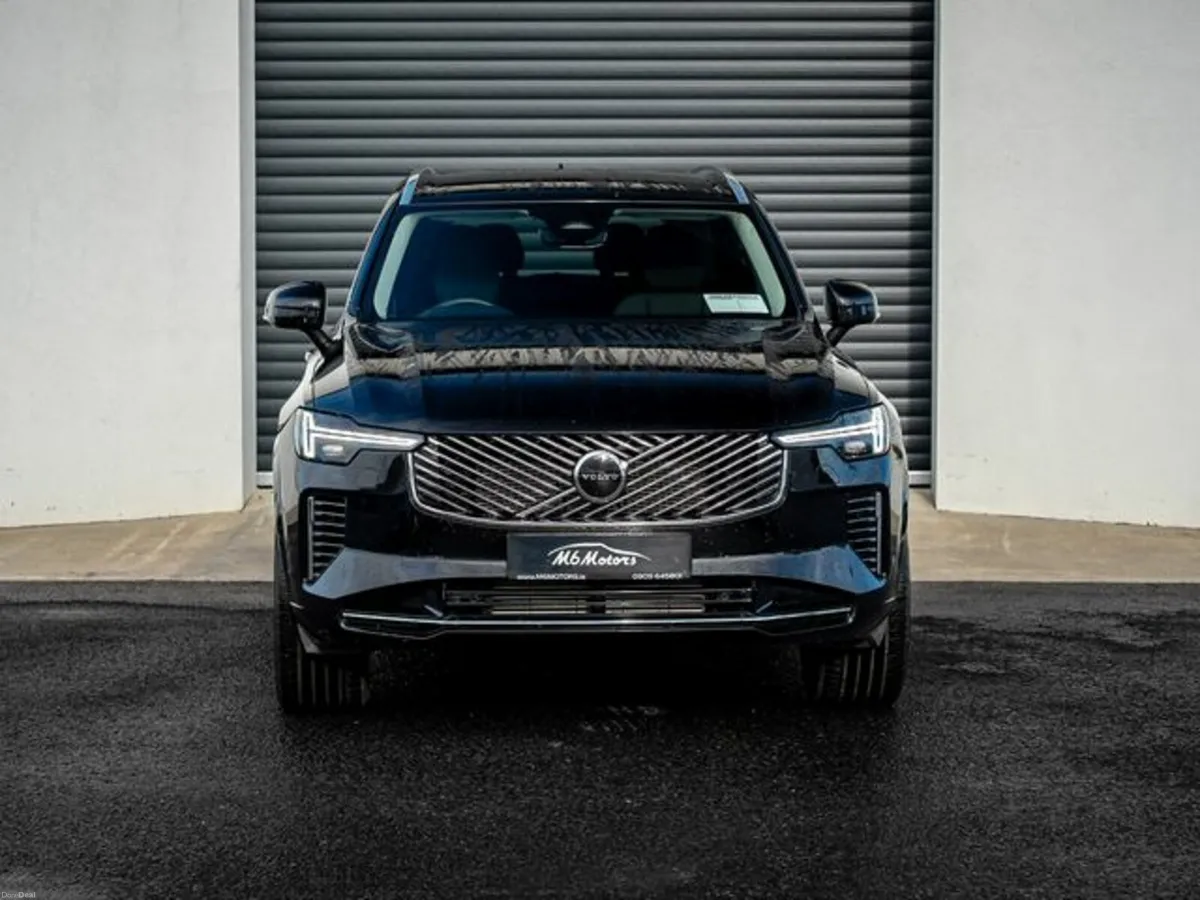 Volvo XC90 T8 NEW MODEL AWD - Image 2