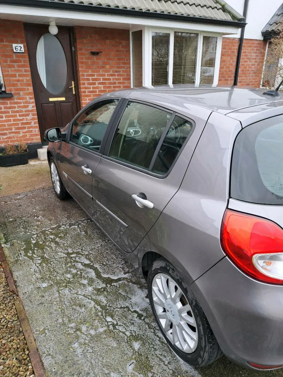Renualt Clio 2010 - Image 4