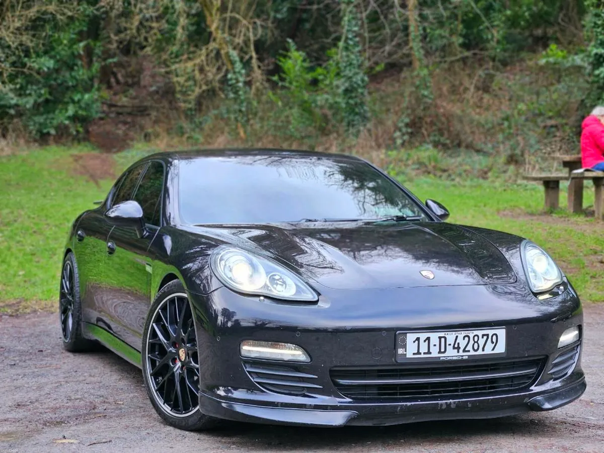 2011 Porsche Panamera 3.6 V6 Stunning - Image 4