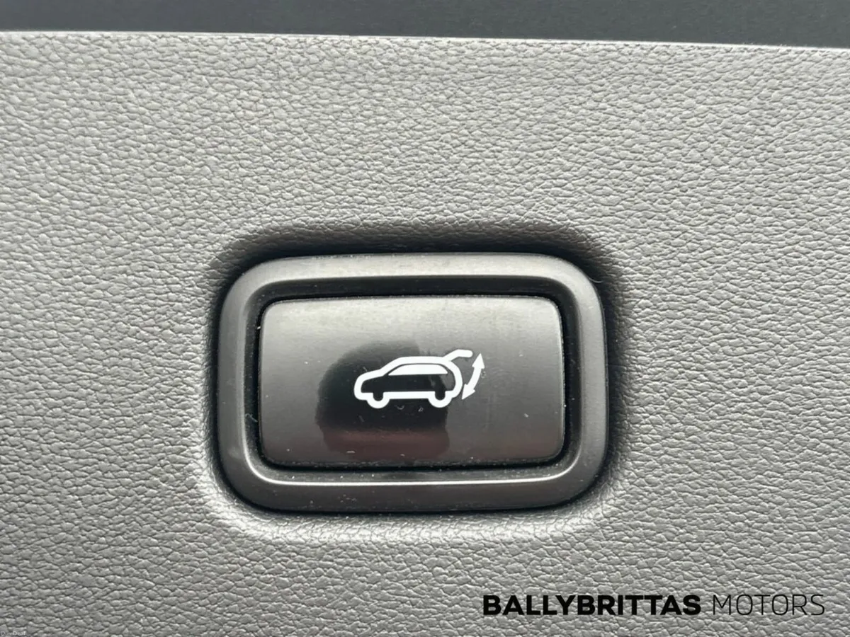 Hyundai Tucson  Executive Plus 1.6 Diesel - Image 6