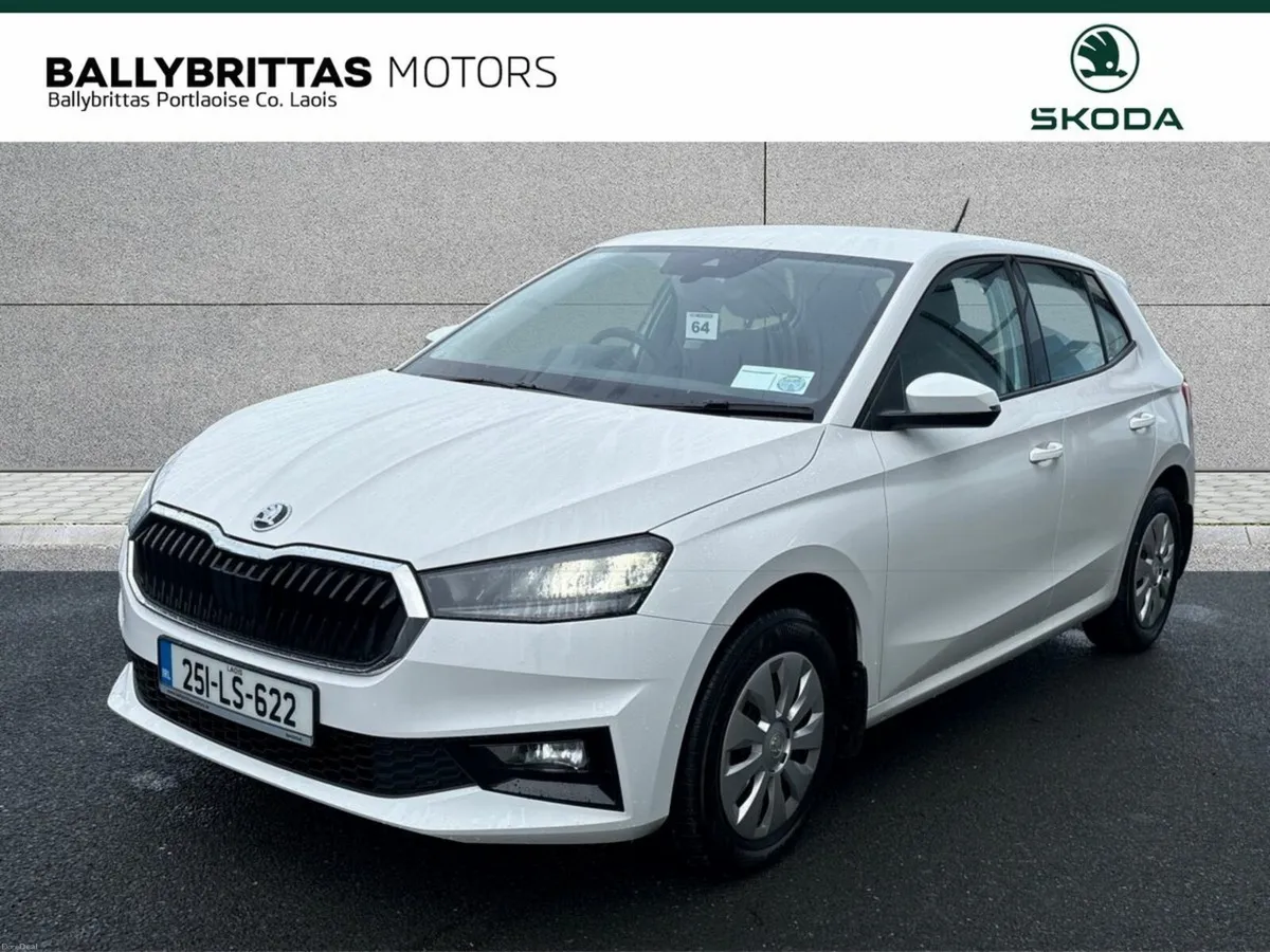 Skoda Fabia  ESSENCE 1.0MPI 80HP - Image 2