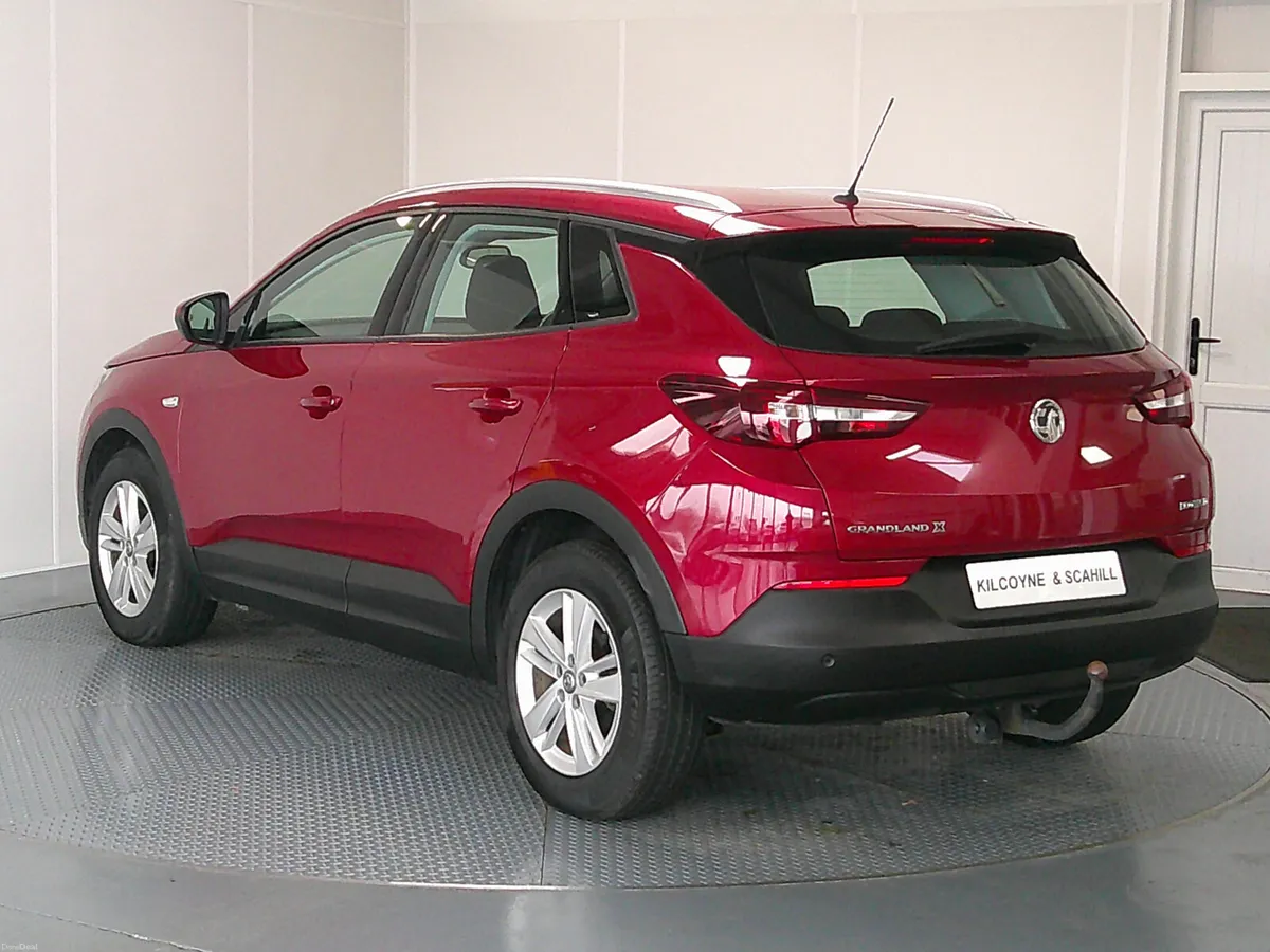 Vauxhall Grandland X 2020 - Image 5