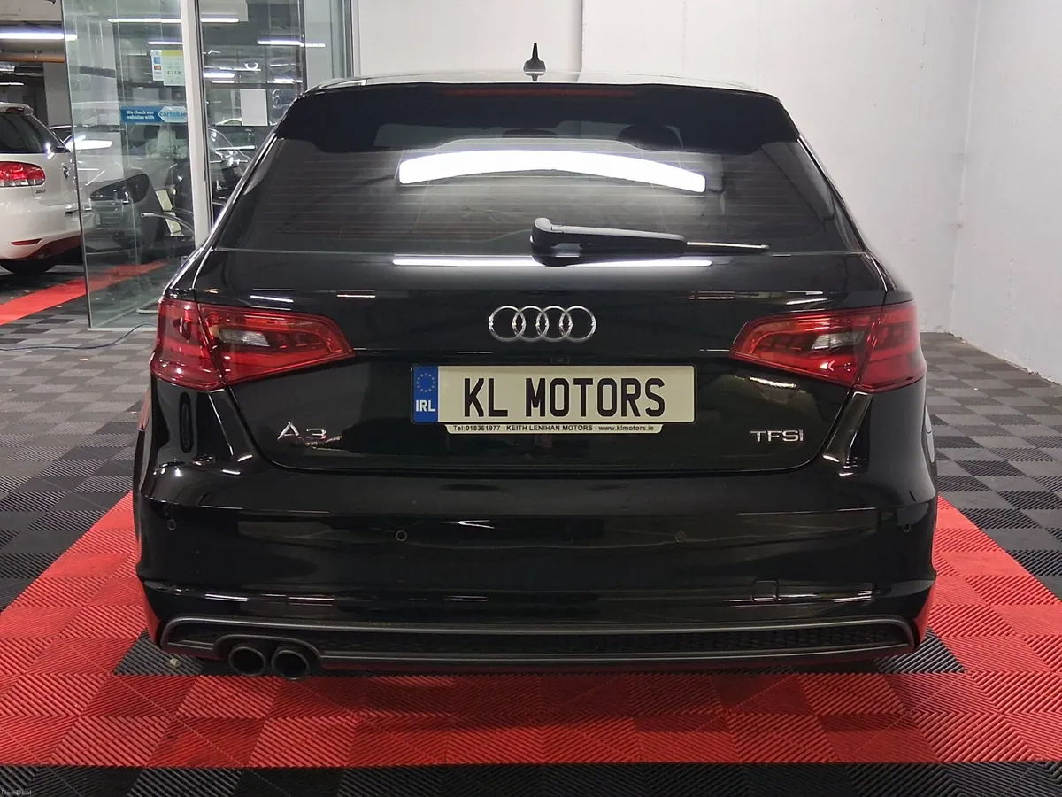 2015 Audi A3 **S LINE AUTO** - Image 4