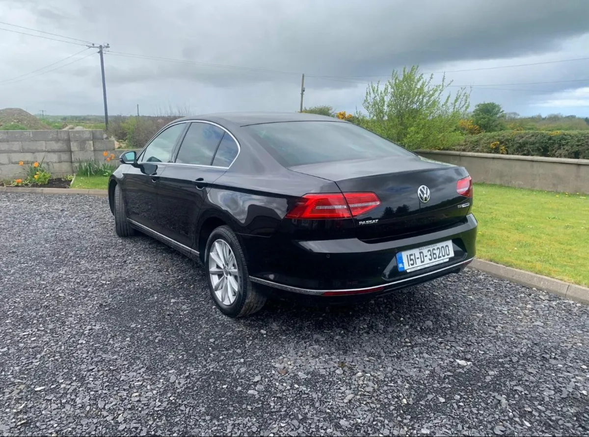 Volkswagen Passat 2015 - Image 3