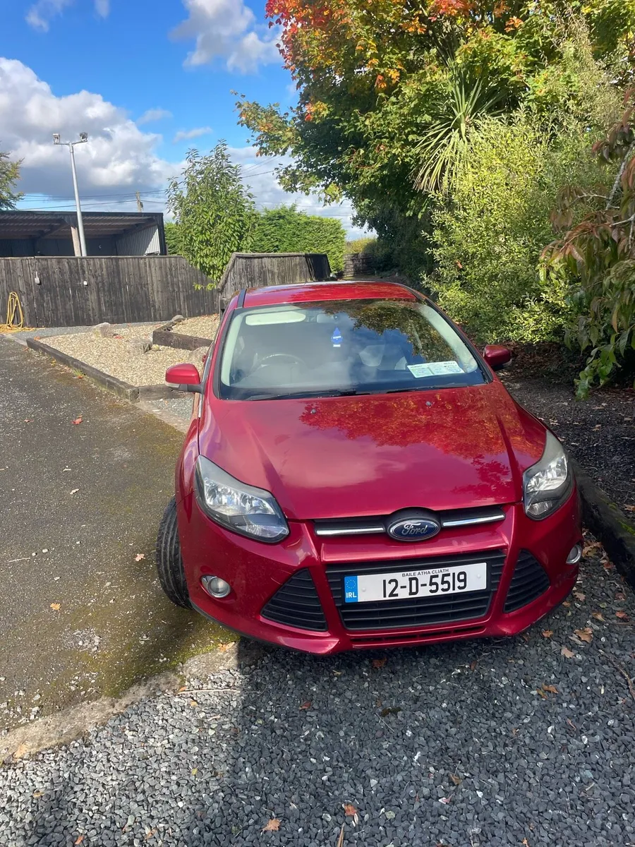 Ford Focus 2012 - Image 2