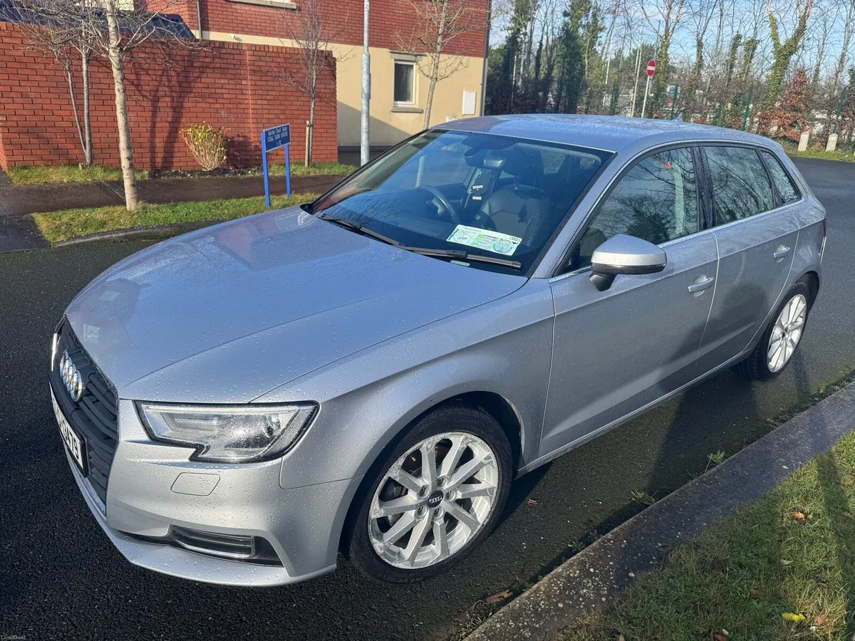 Audi A3 1.6 TDI SE 5DR - Image 3