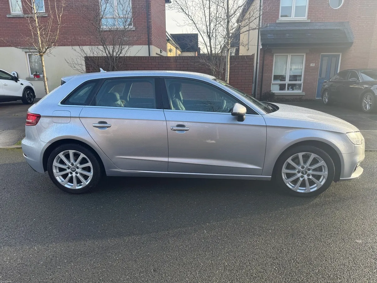 Audi A3 1.6 TDI SE 5DR - Image 2