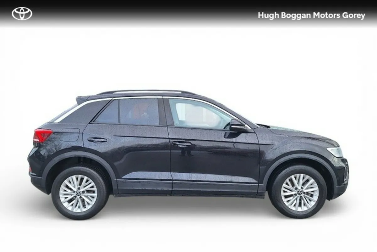Volkswagen T-Roc LIFE 2.0 TDI MANUAL 6SPEED FWD 1 - Image 3