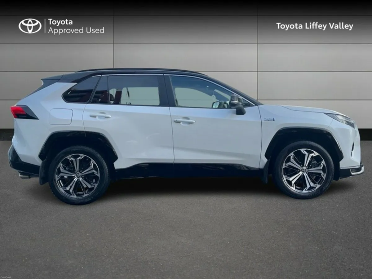 Toyota RAV4 RAV4 PLUG-IN HYBRID SPORT 4DR - Image 3