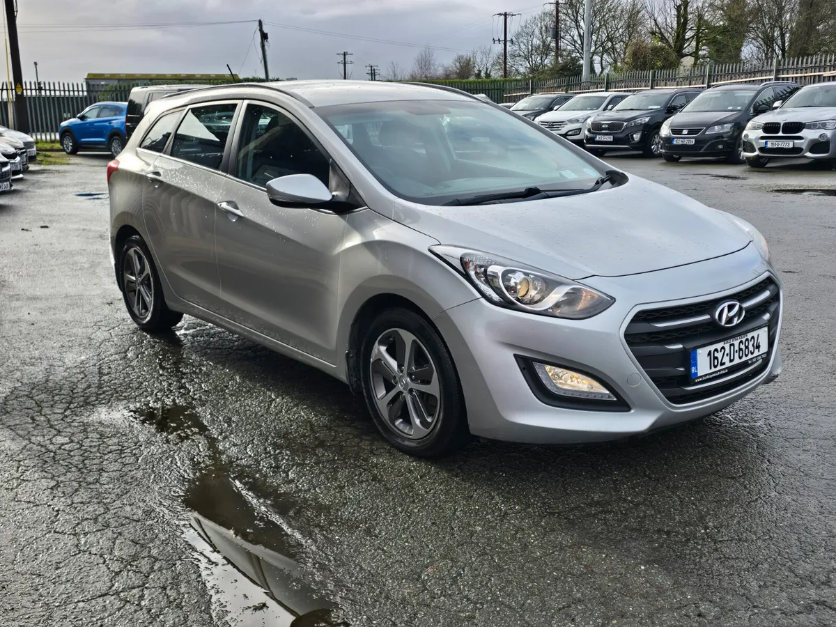 162 HYUNDAI i30 *1.6Crdi*DELUXE TOURER* - Image 2