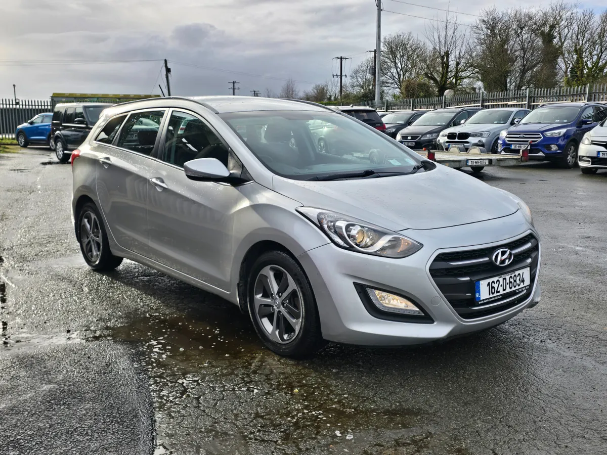 162 HYUNDAI i30 *1.6Crdi*DELUXE TOURER* - Image 4