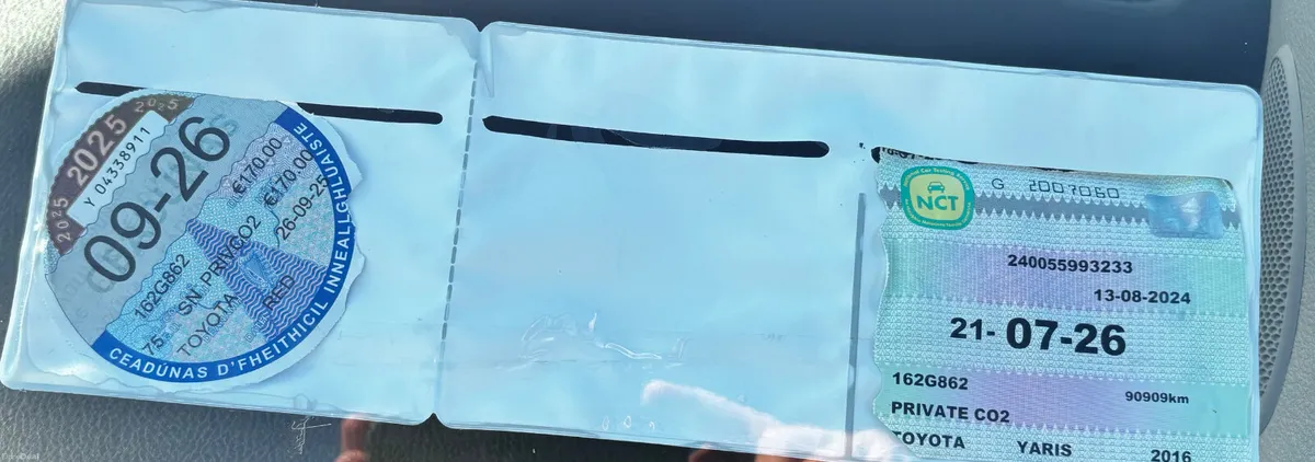 Toyota Yaris 2016 HYBRID AUTO IRISH CAR - Image 4