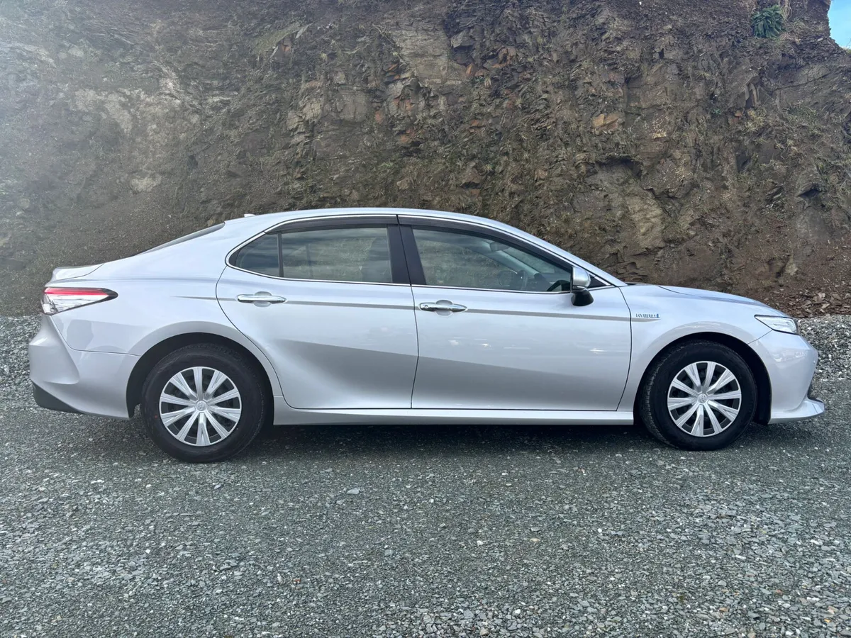 2020 TOYOTA CAMRY 2.5 HYBRID AUTOMATIC - Image 2