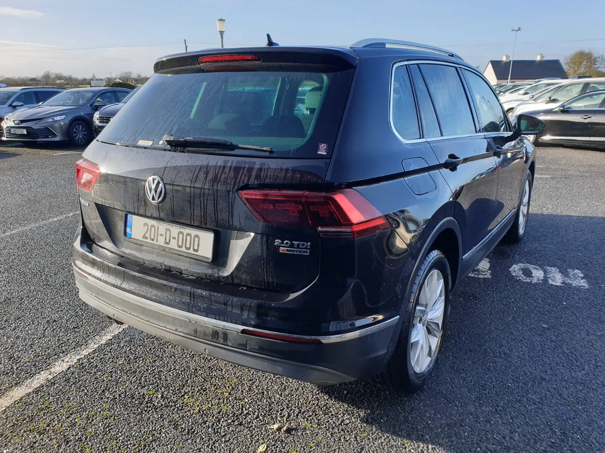 VOLKSWAGEN TIGUAN 2.0TDI HIGHLINE AUTO 4WD - Image 5