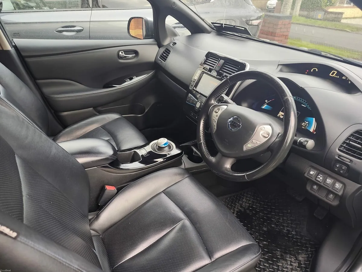 Nissan leaf - Image 3