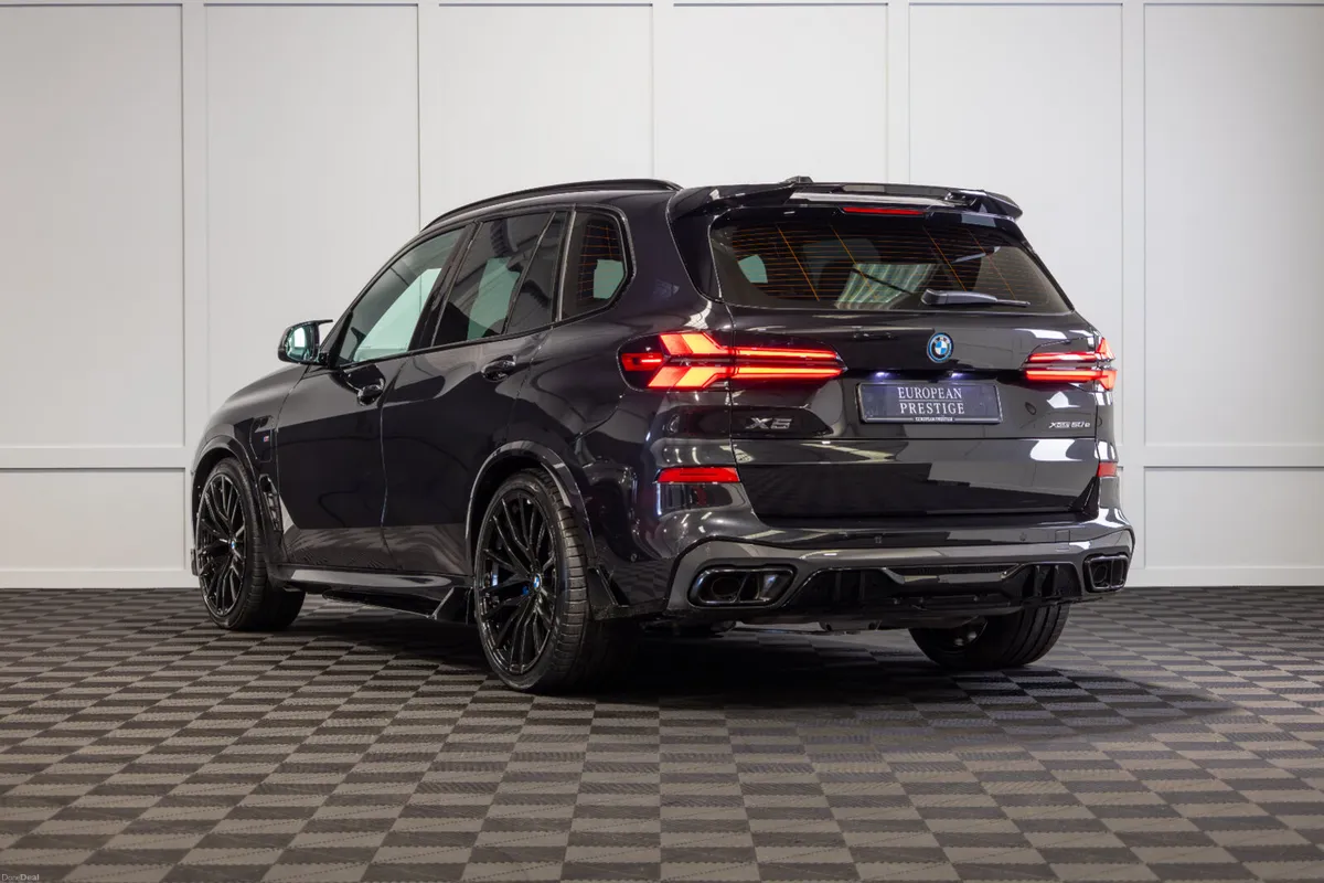 2026 BMW X5 X-Drive 50e M-Sport - Image 4