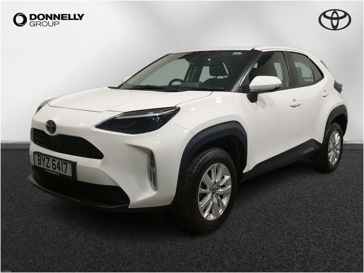 Toyota Yaris Cross Estate Icon - Image 3