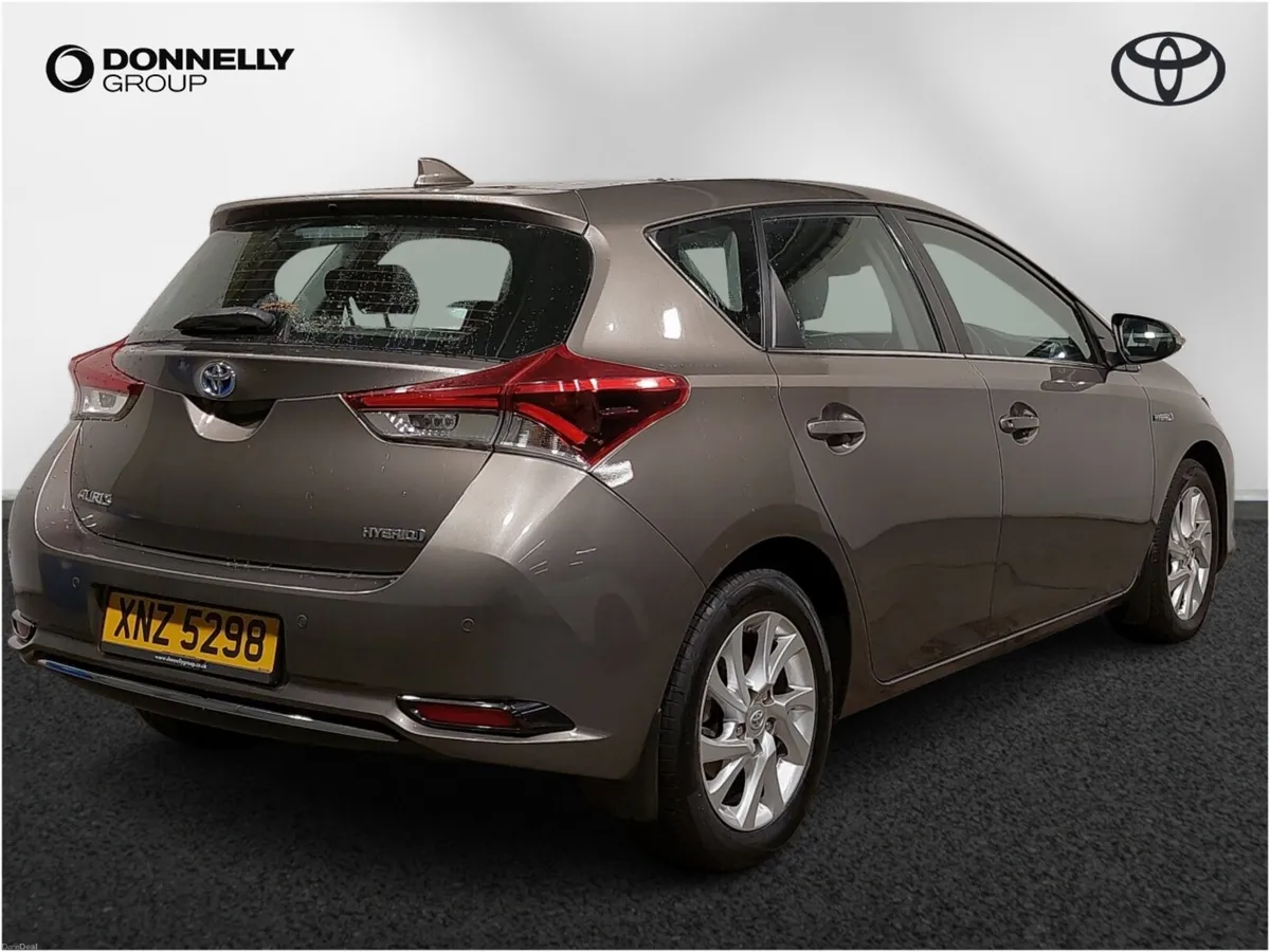 Toyota Auris Hatchback Icon Tech - Image 4