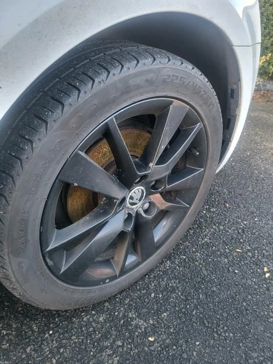 Skoda Octavia - Image 1