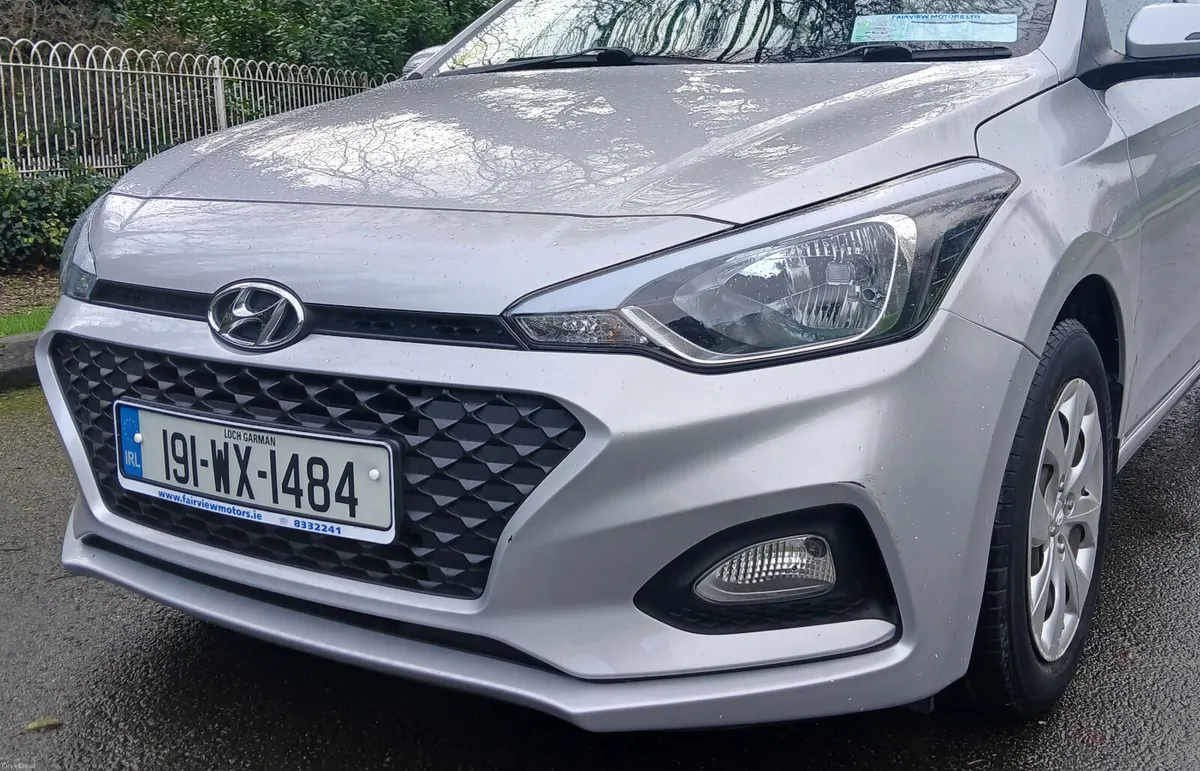 Hyundai i20 2019 1.2 ACTIVE 5dr *FSH* - Image 3
