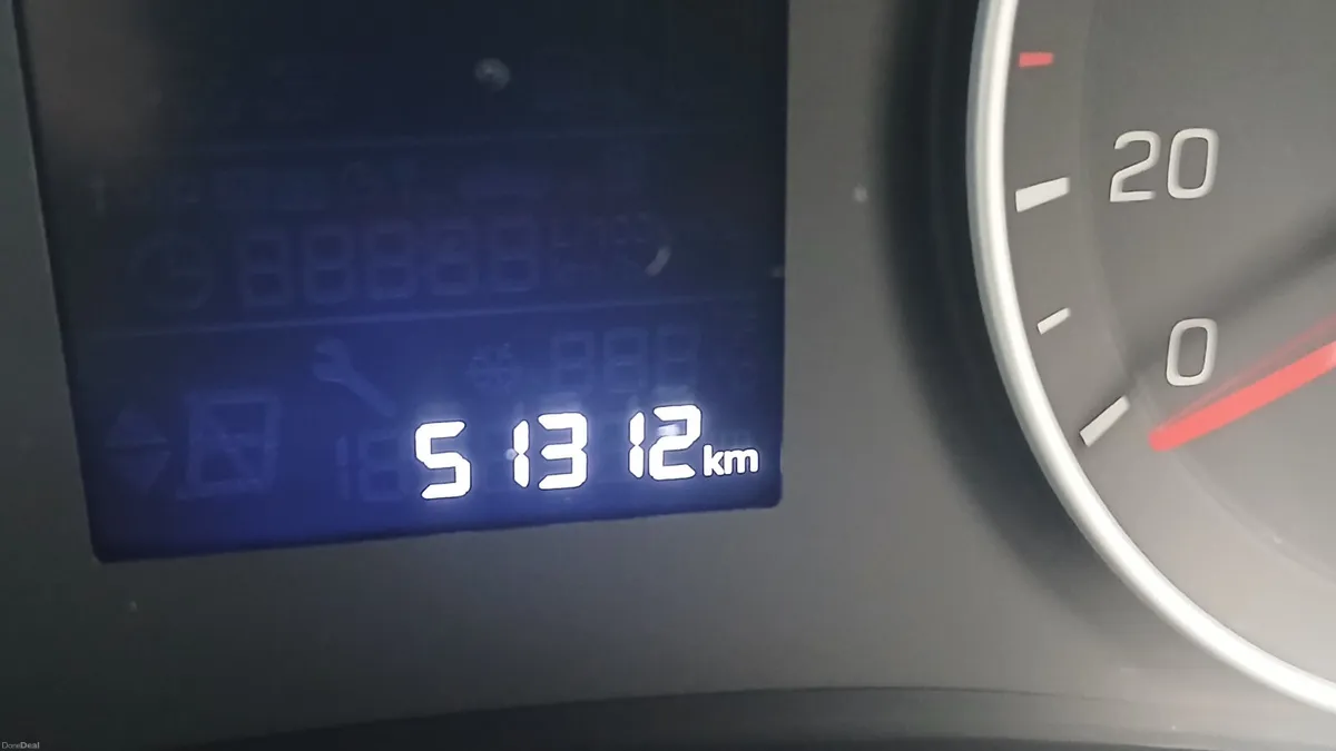 Hyundai i20 2019 1.2 ACTIVE 5dr *FSH* - Image 2