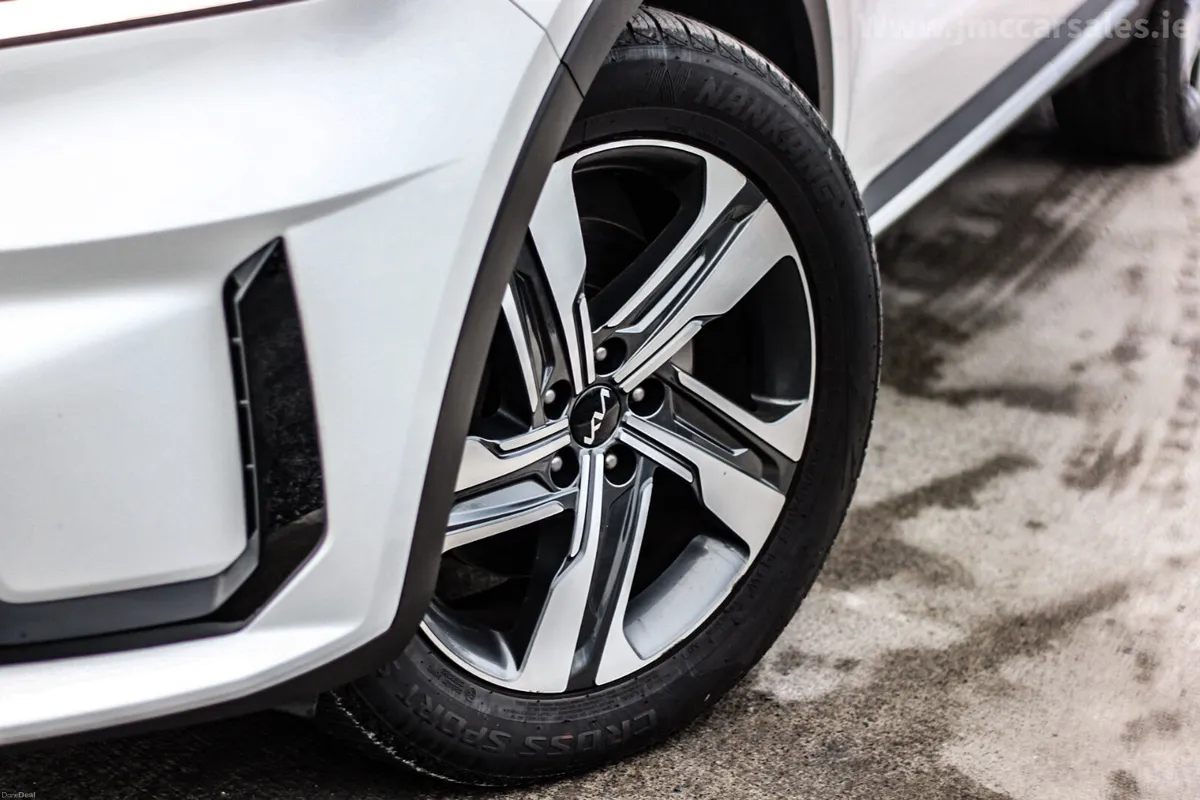 2024 KIA SORENTO K3 7 SEATS - Image 2
