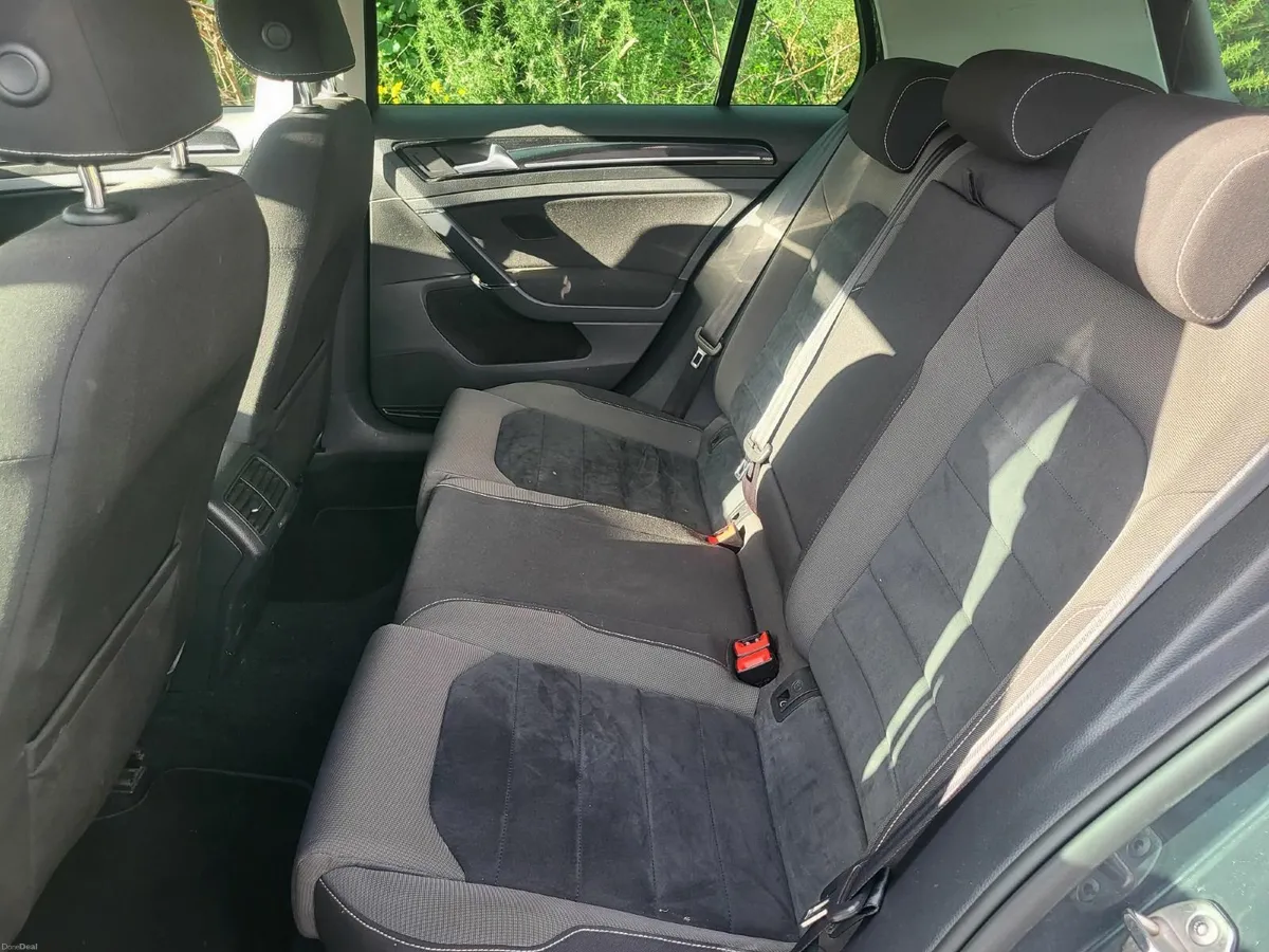 Volkswagen Golf 2014 - Image 3