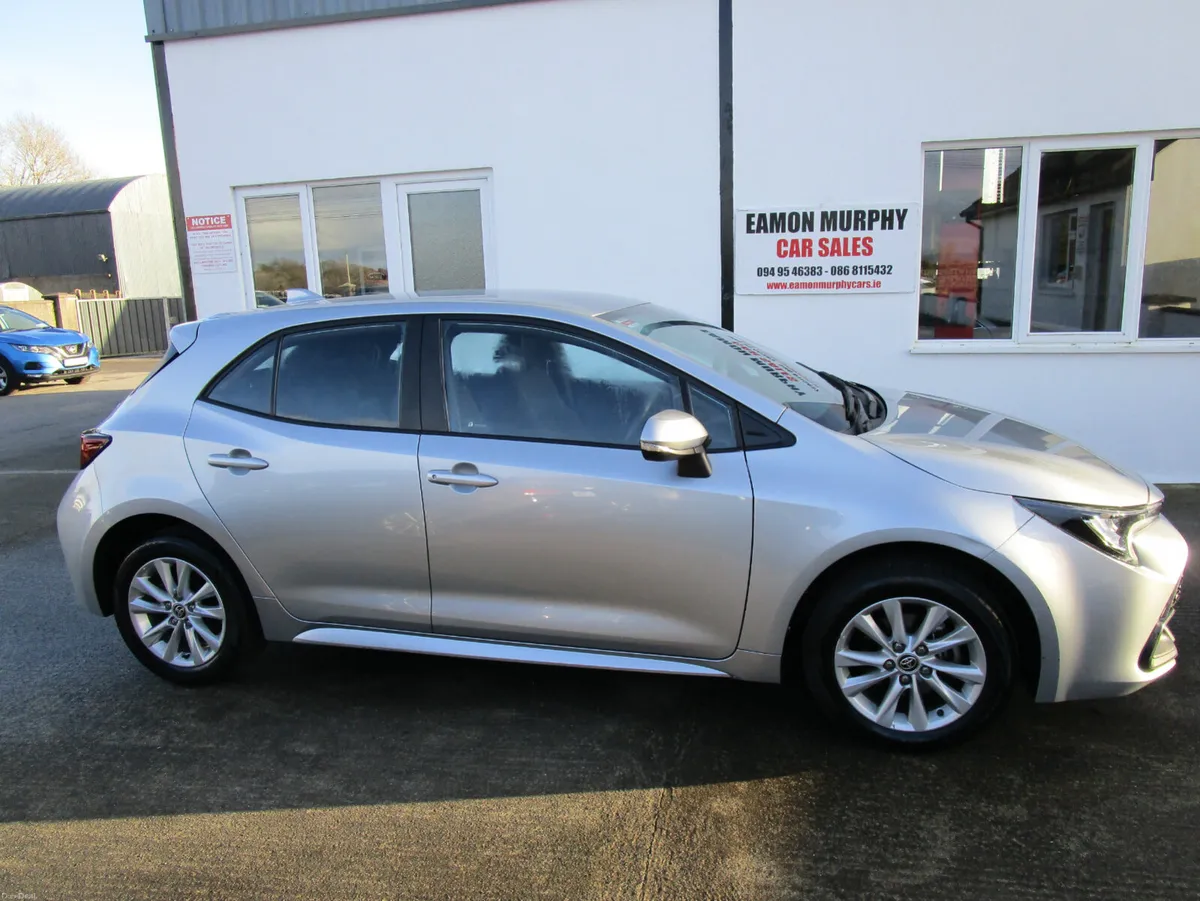 Toyota Corolla 2023 - Image 4