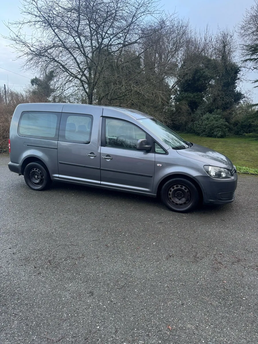 Automatic, 5 seats, NCT 11/26 - Image 1