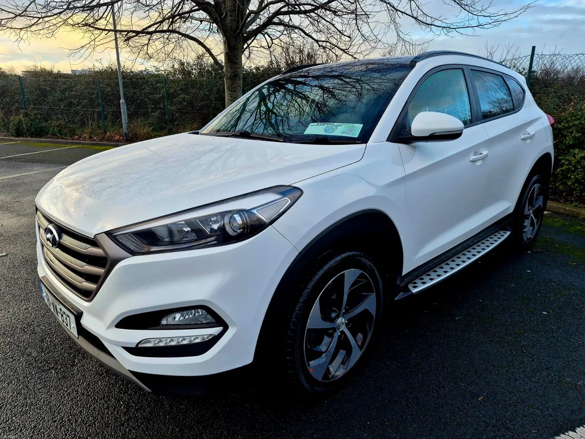 2018 HYUNDAI TUCSON 1.7D PREMIUM SE LOW MILES - Image 4