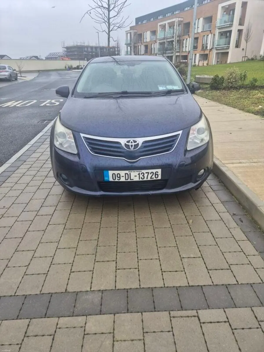 2009 Toyota Avensis - Image 2