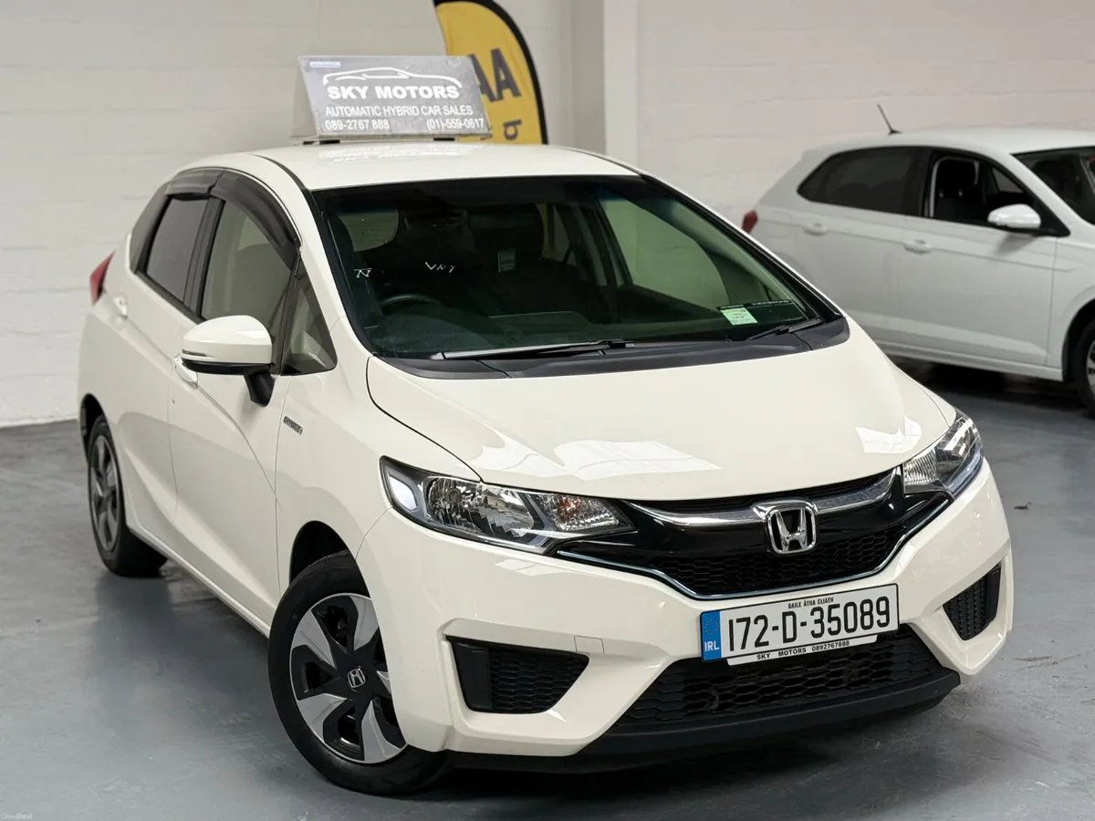 2017 Honda Fit 1.5 Hybrid Auto,46K Miles - Image 2