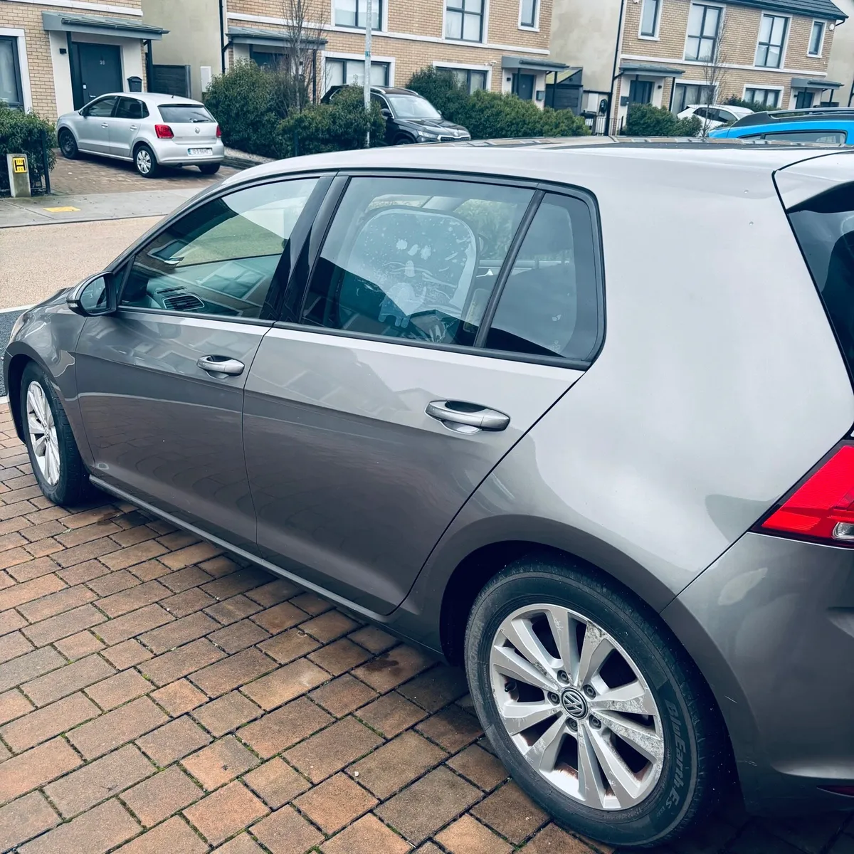 Volkswagen Golf 1.6 TDI *Automatic* - Image 2