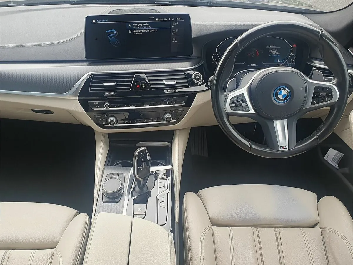 BMW 5-Series 530e M Sport Saloon - Image 4