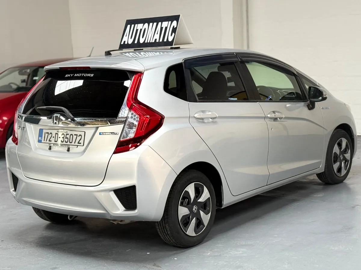 2017 Honda Jazz/ Fit 1.5 Hybrid Automatic - Image 4