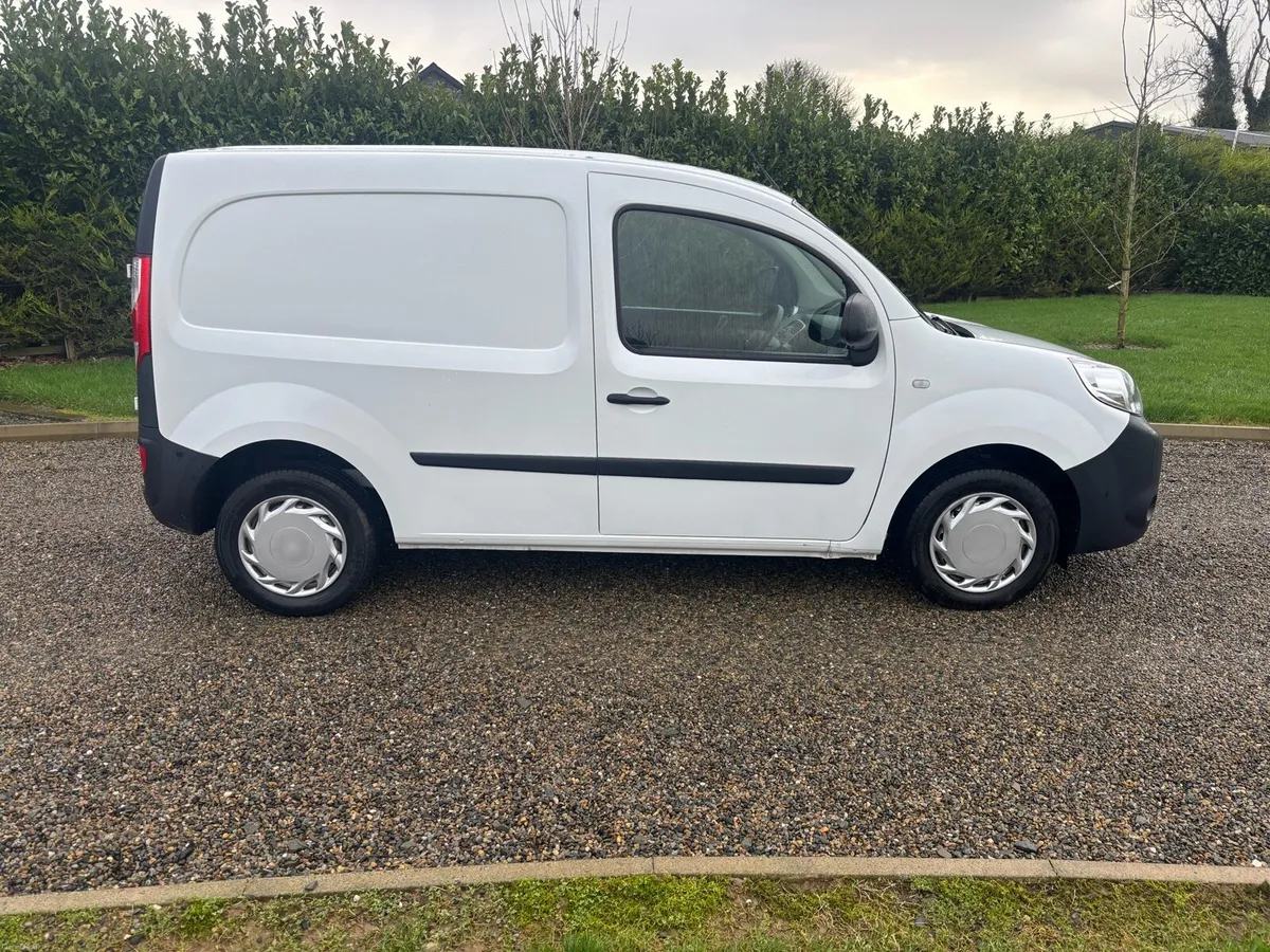 2021 RENAULT KANGOO NEW TEST - Image 2