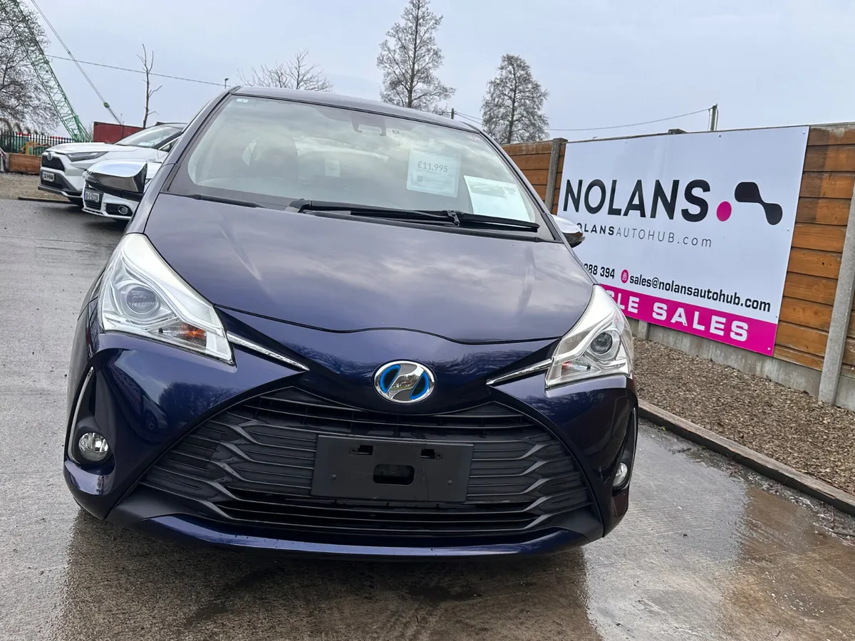 Toyota Vitz Jewela Hybrid automatic - Image 3