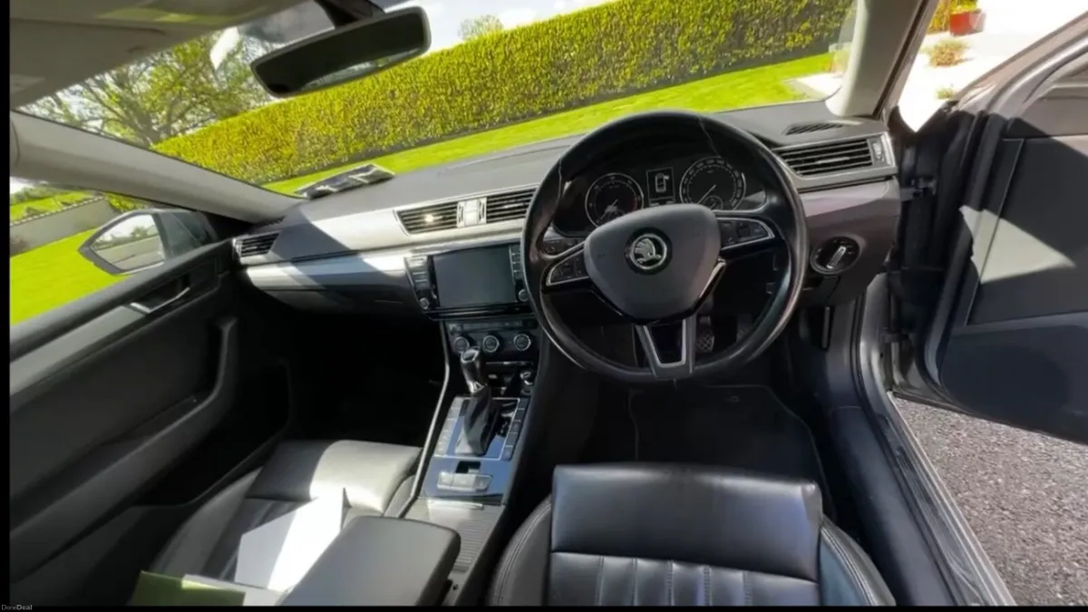 Skoda Superb 2016 2.0L 190BHP - Image 2