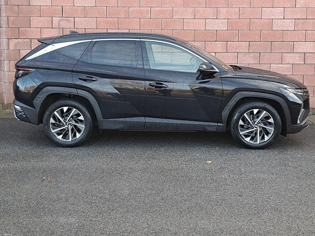 Hyundai Tucson Executive Plus 1.6 Diesel. - Image 4