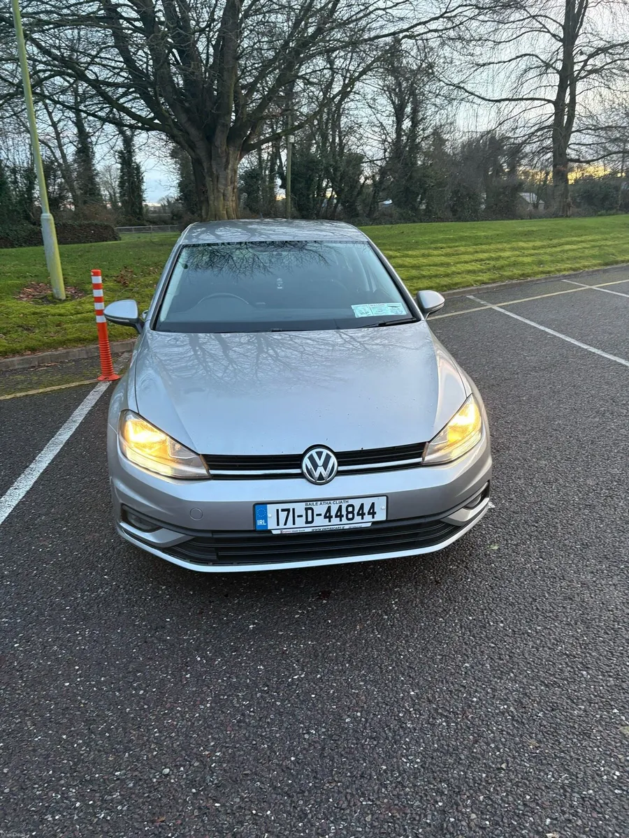 171 Volkswagen Golf - Image 3