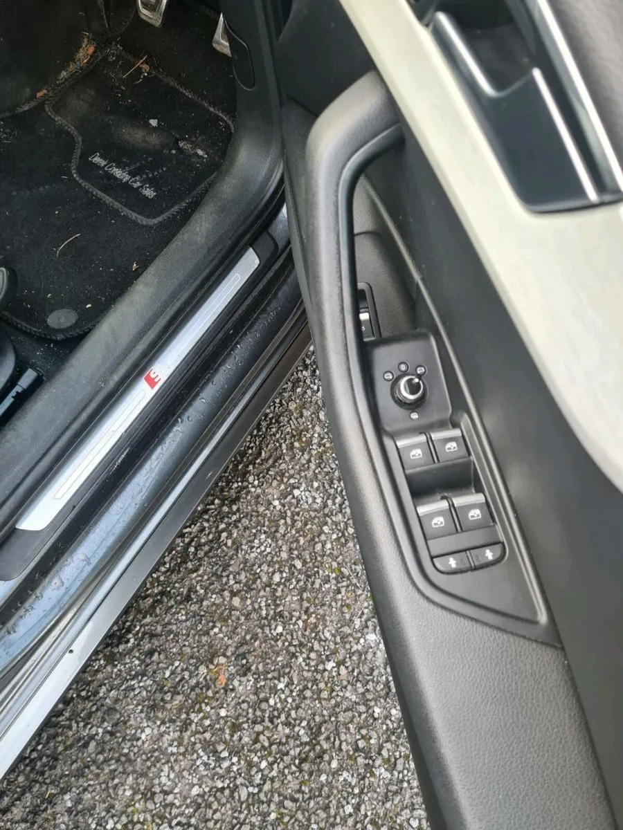 Audi A4 Avant S Line - Image 3