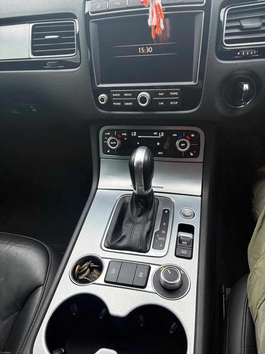 Volkswagen Touareg 2016 - Image 4