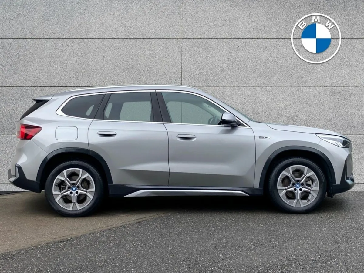 BMW X1 xDrive25e xLine - Image 3