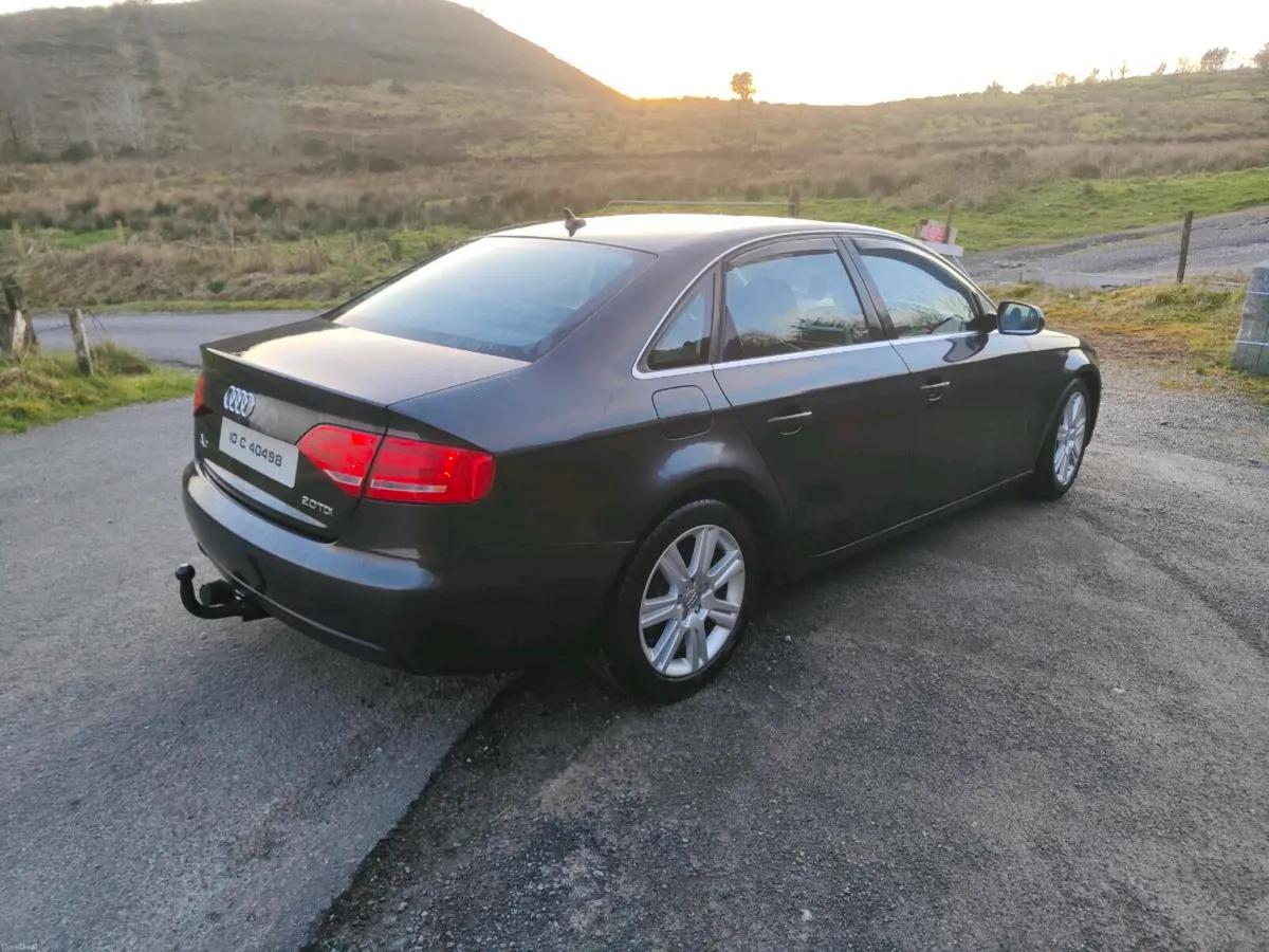 Audi A4 - Image 2
