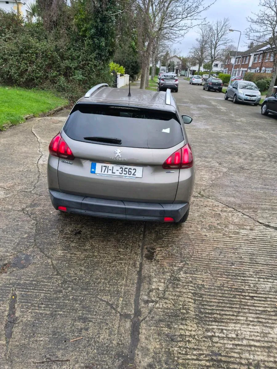 Peugeot 2008 1.2 petrol 2017 - Image 4
